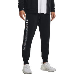 UNDER ARMOUR RIVAL FLEECE GRAPHIC JOGGERS 1370351-001 Velikost: M
