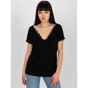 Černé dámské tričko s výstřihem s krajkou RV-TS-7665.91-black Velikost: L/XL